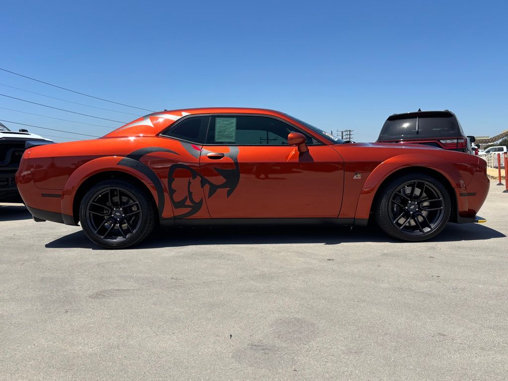2021 Dodge Challenger R/T Scat Pack Widebody photo 2