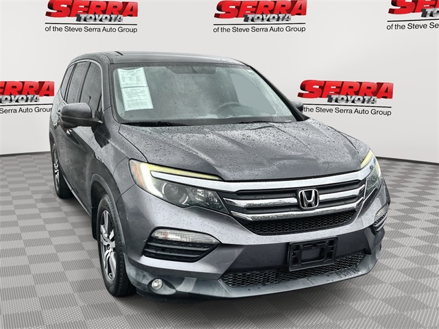 2017 Honda Pilot EX's photo