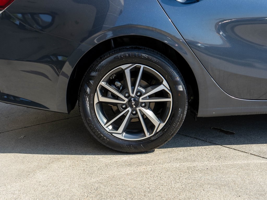 2023 Kia Forte LXS photo 25