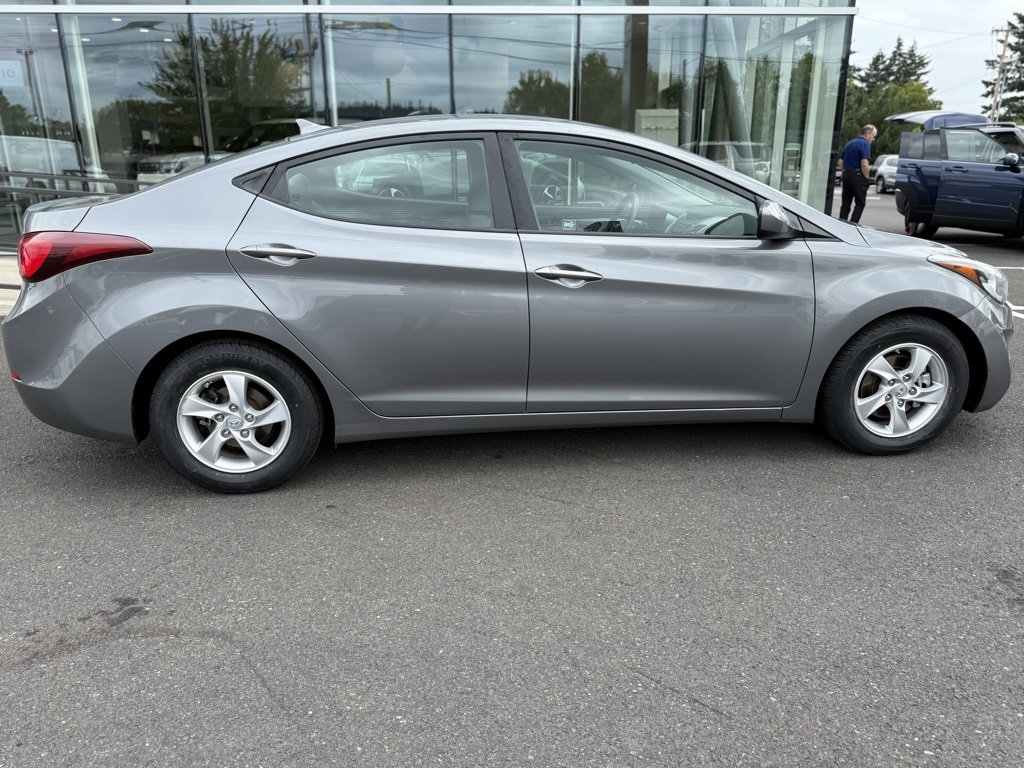 2014 Hyundai Elantra SE photo 4