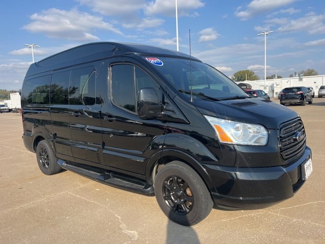 2017 Ford Transit Wagon XLT's photo