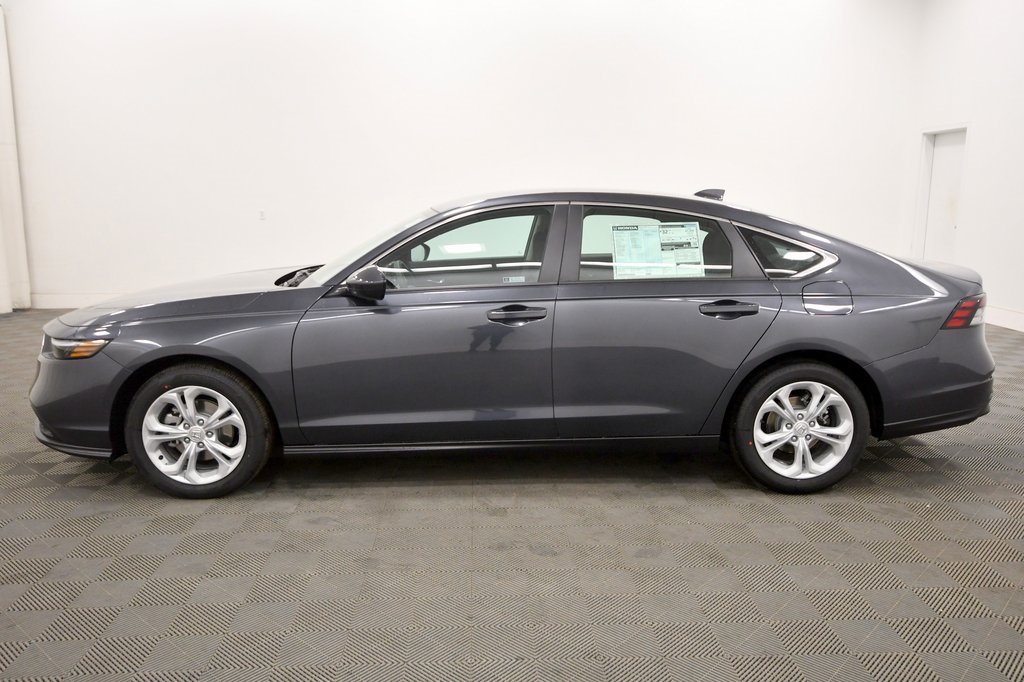 2025 Honda Accord LX photo 3