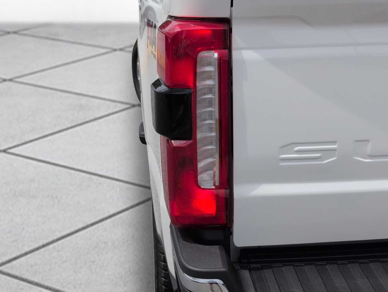 2025 Ford F-250 Lariat photo 16