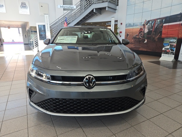 2025 Volkswagen Jetta 1.5T S photo 2