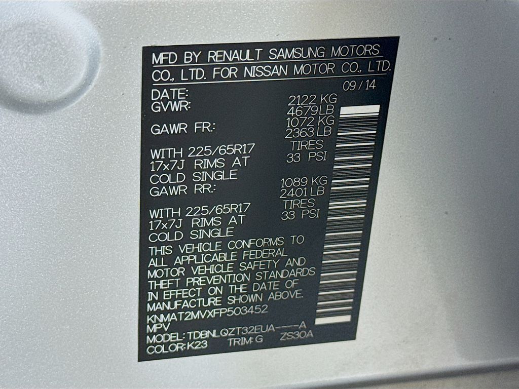 2015 Nissan Rogue SV photo 38