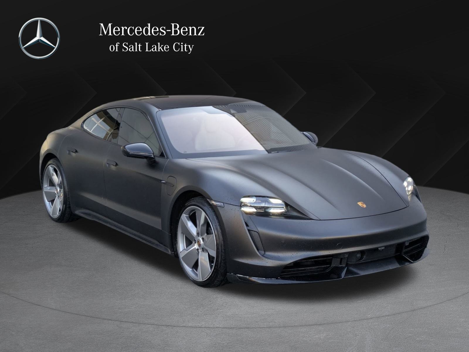 2021 Porsche Taycan Turbo S's photo