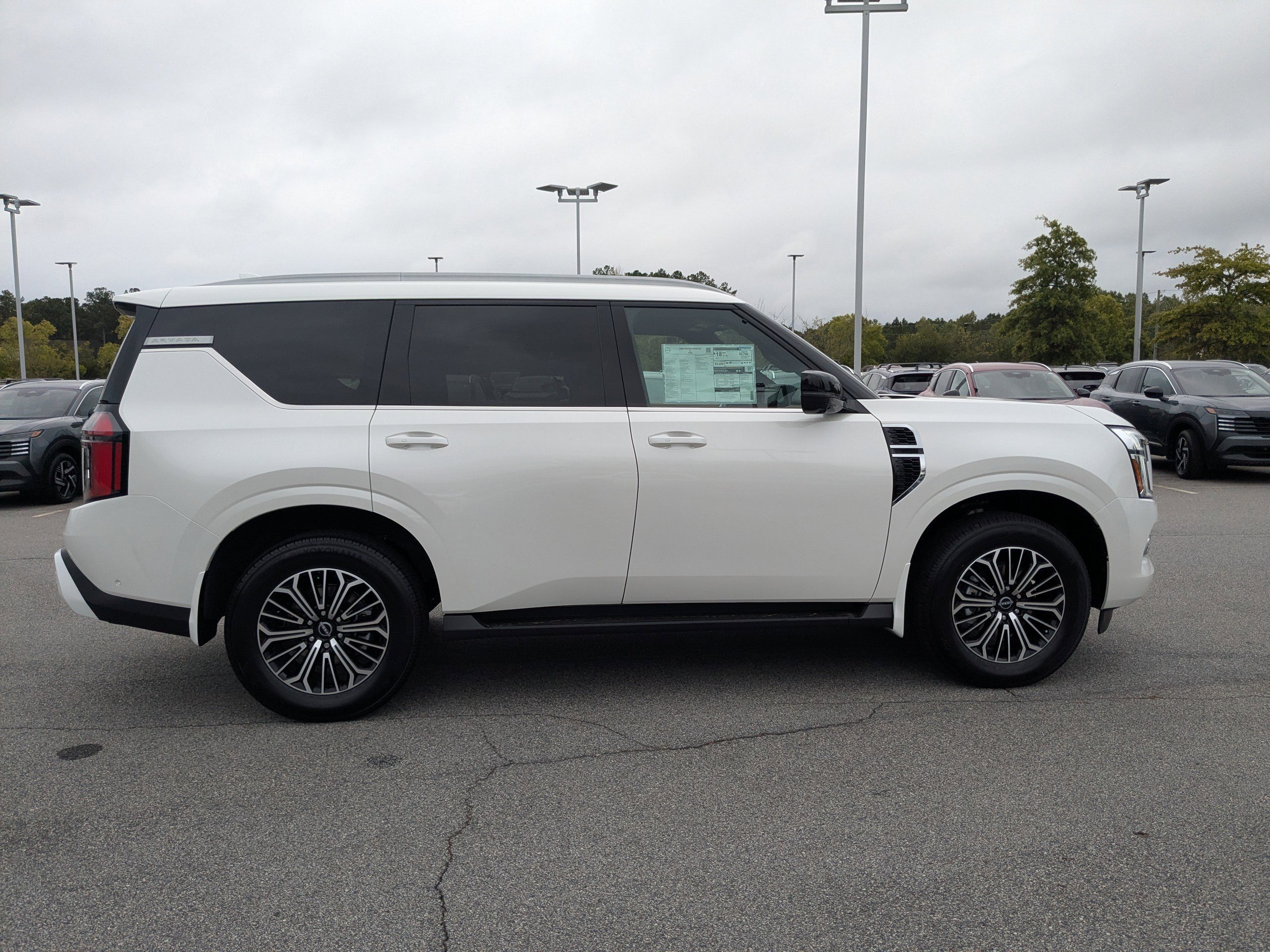 2026 Nissan Armada SL photo 2