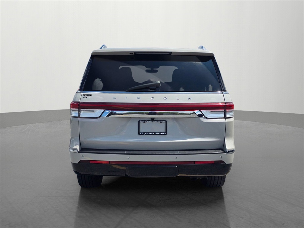 2023 Lincoln Navigator Reserve photo 3