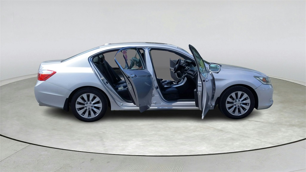 2013 Honda Accord EX-L photo 9