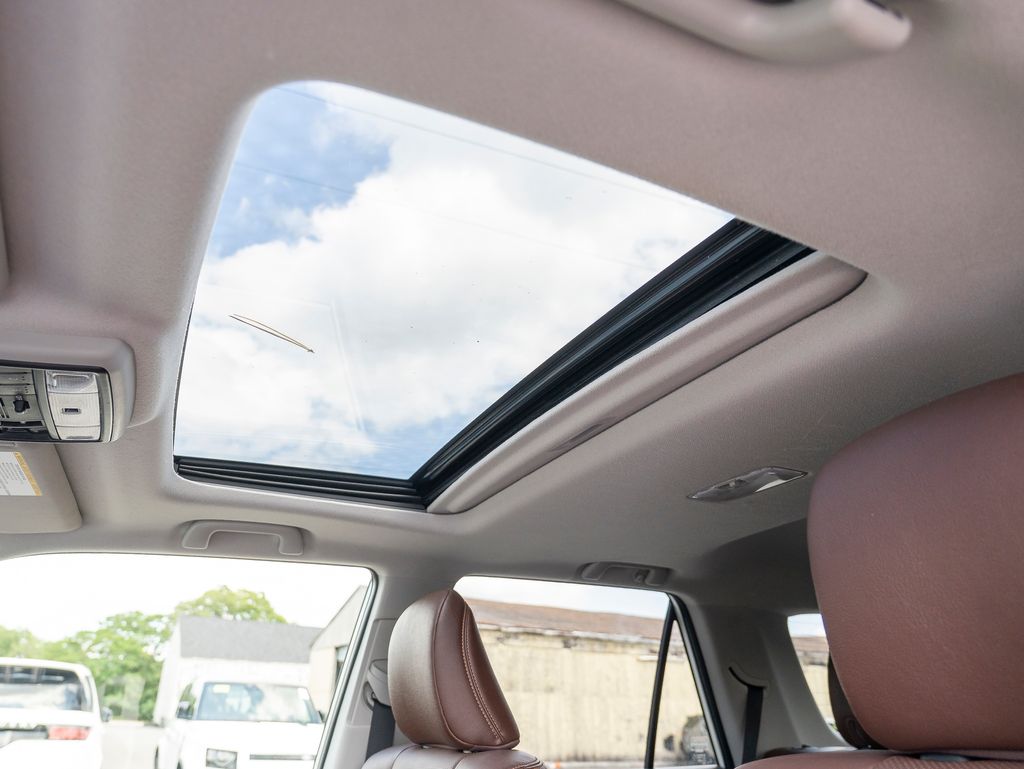 2022 Toyota 4Runner Limited photo 18