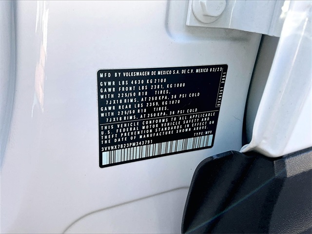 2023 Volkswagen Taos SE photo 31