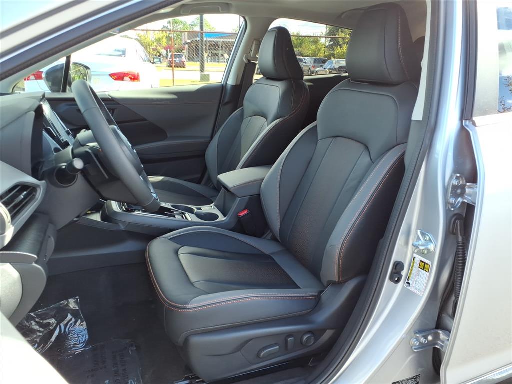 2025 Subaru Crosstrek Limited photo 3