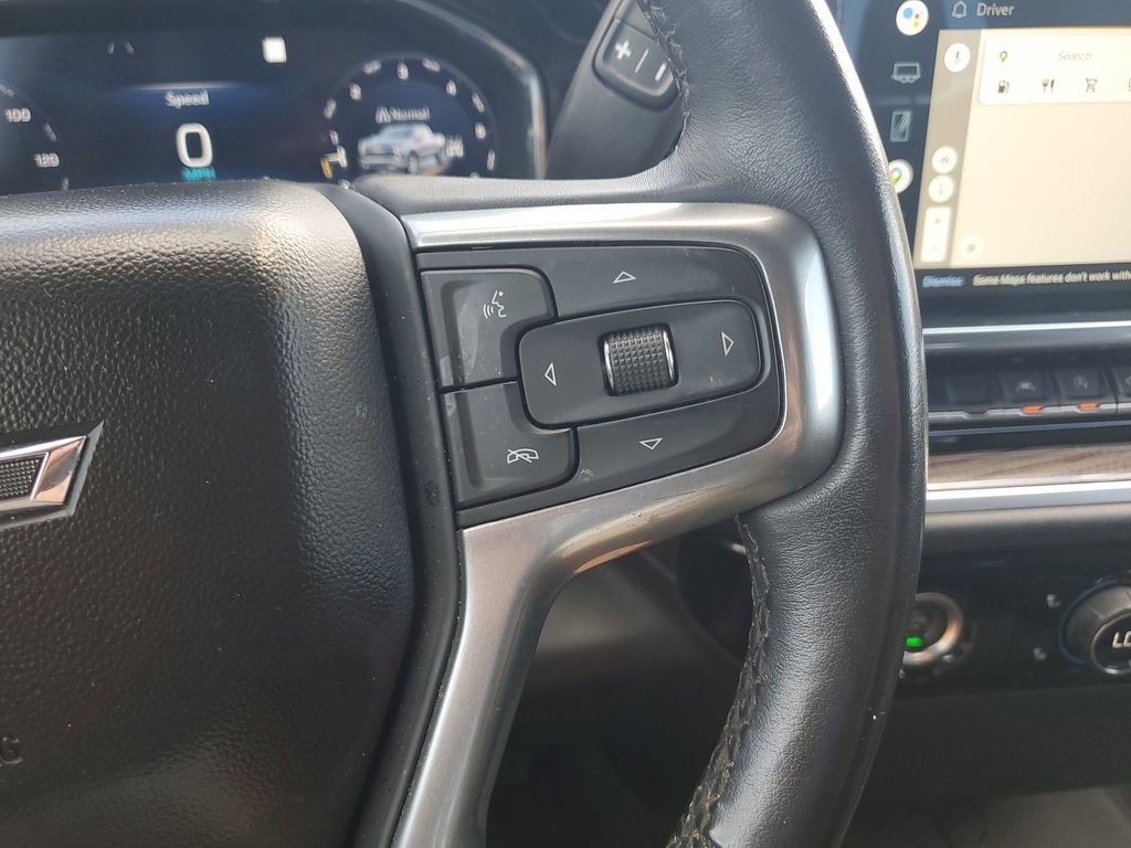 2022 Chevrolet Silverado RST photo 36