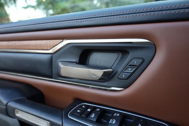2022 Ram 1500 Laramie Longhorn photo 19