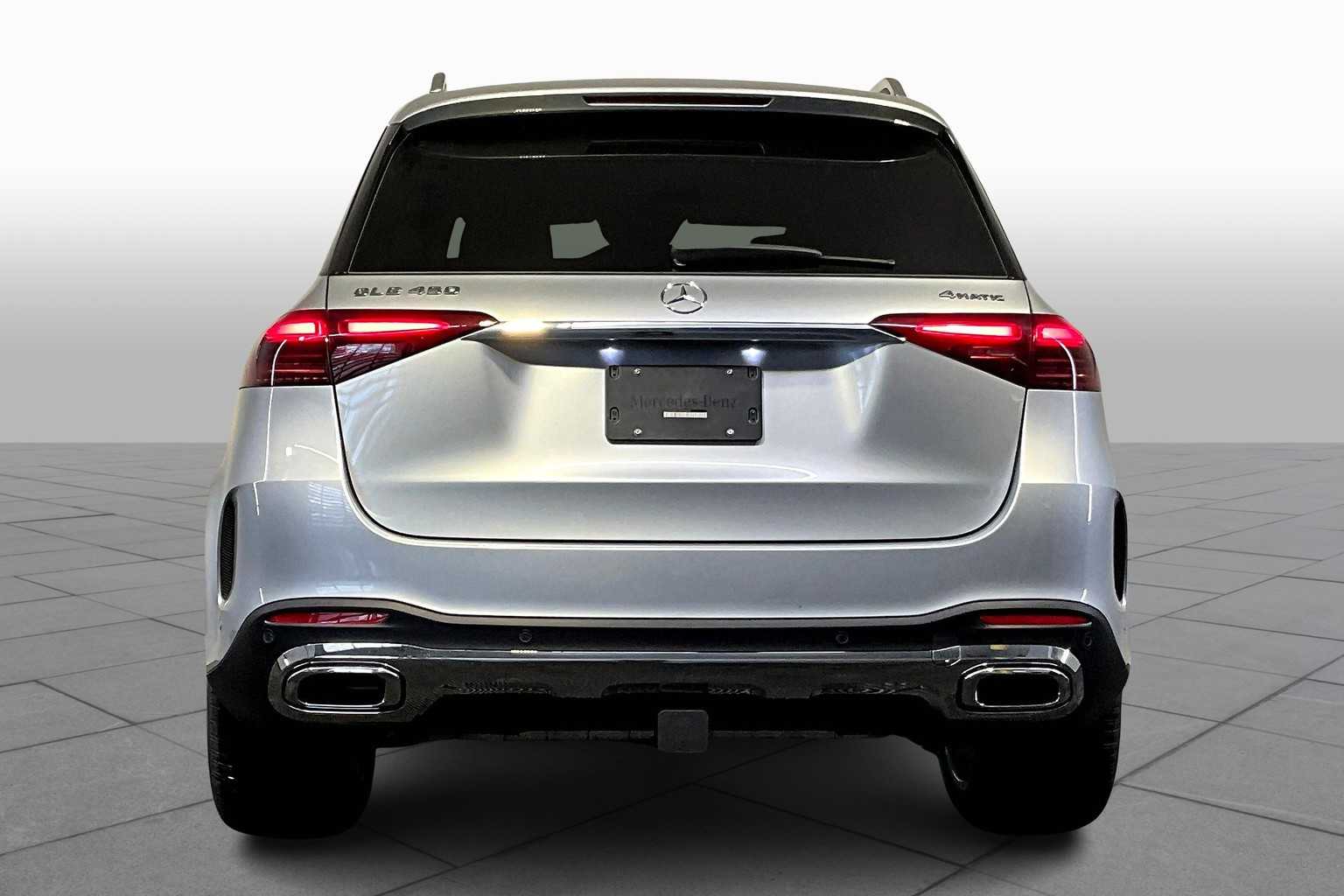 2026 Mercedes Benz GLE 450 4MATIC photo 2