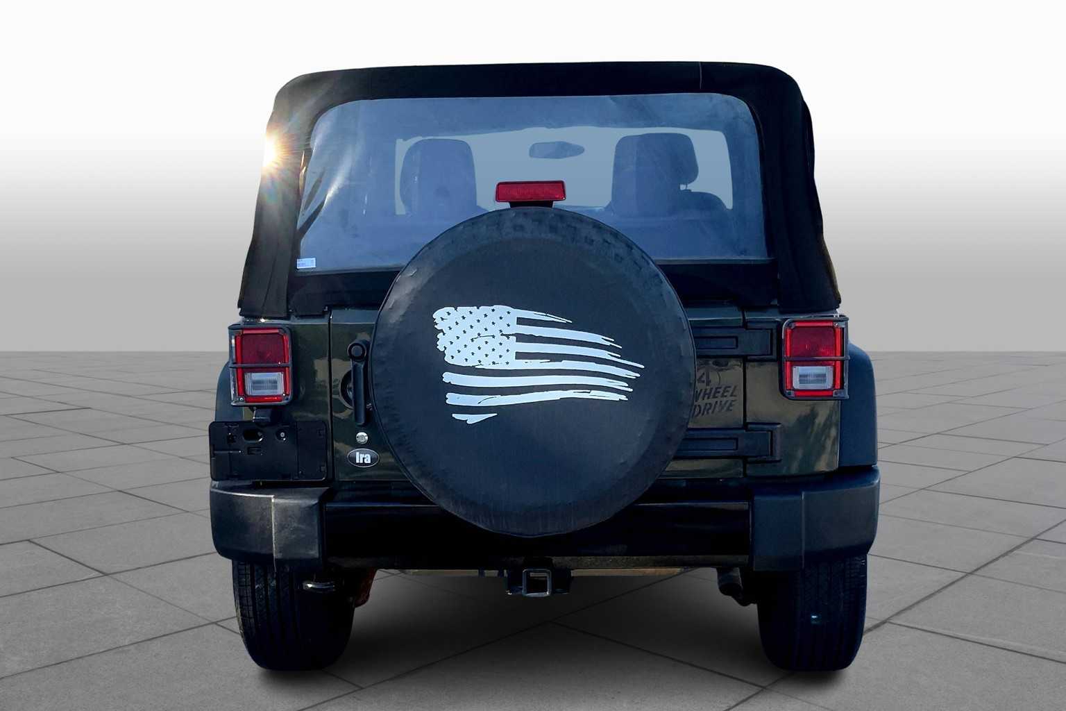 2015 Jeep Wrangler Willys Wheeler photo 4