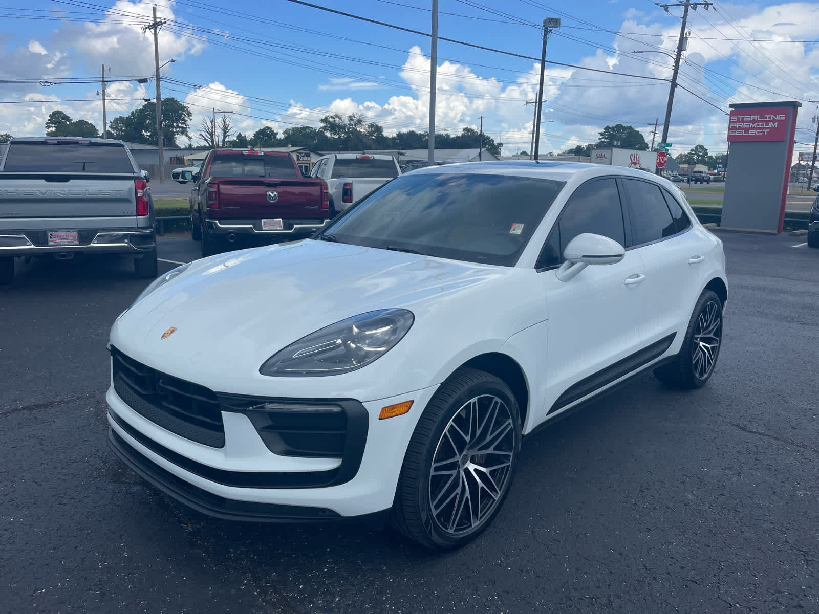 2023 Porsche Macan