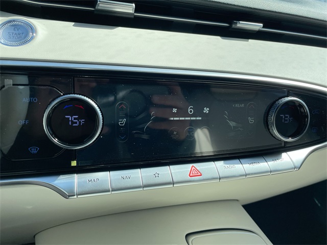 2025 Genesis Electrified GV70 Advanced photo 42