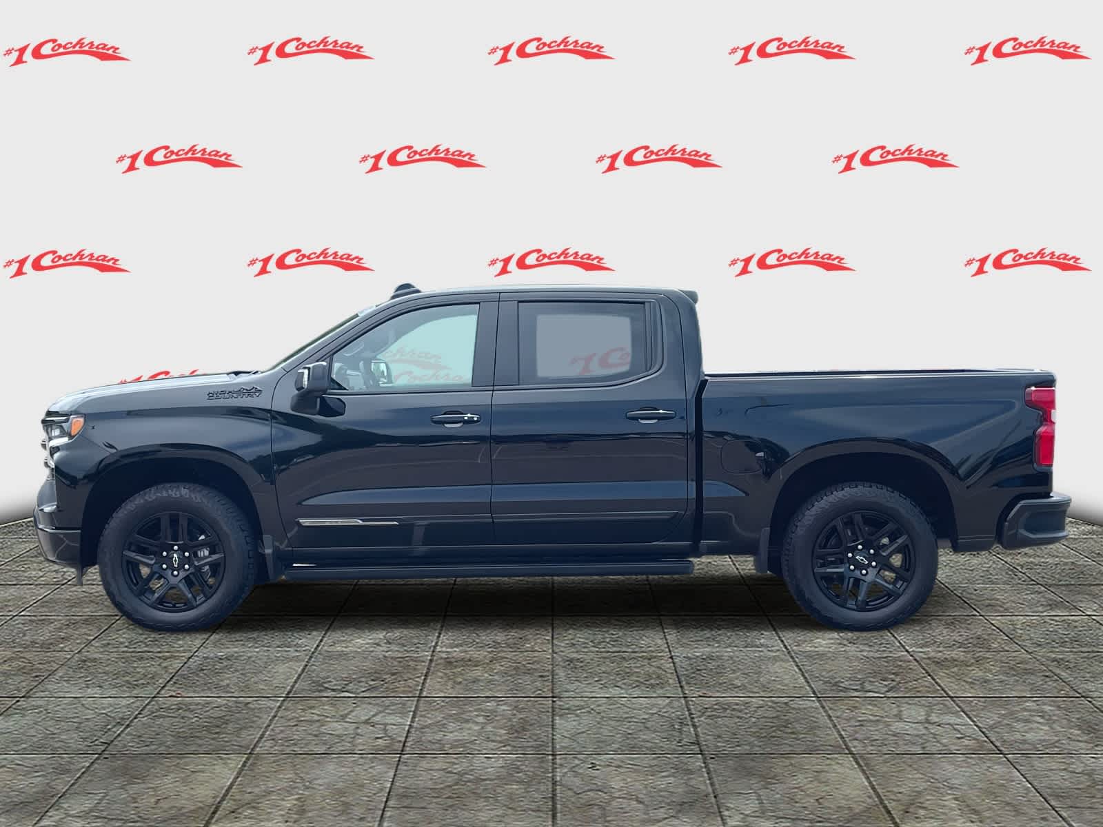 2025 Chevrolet Silverado 1500 High Country photo 3