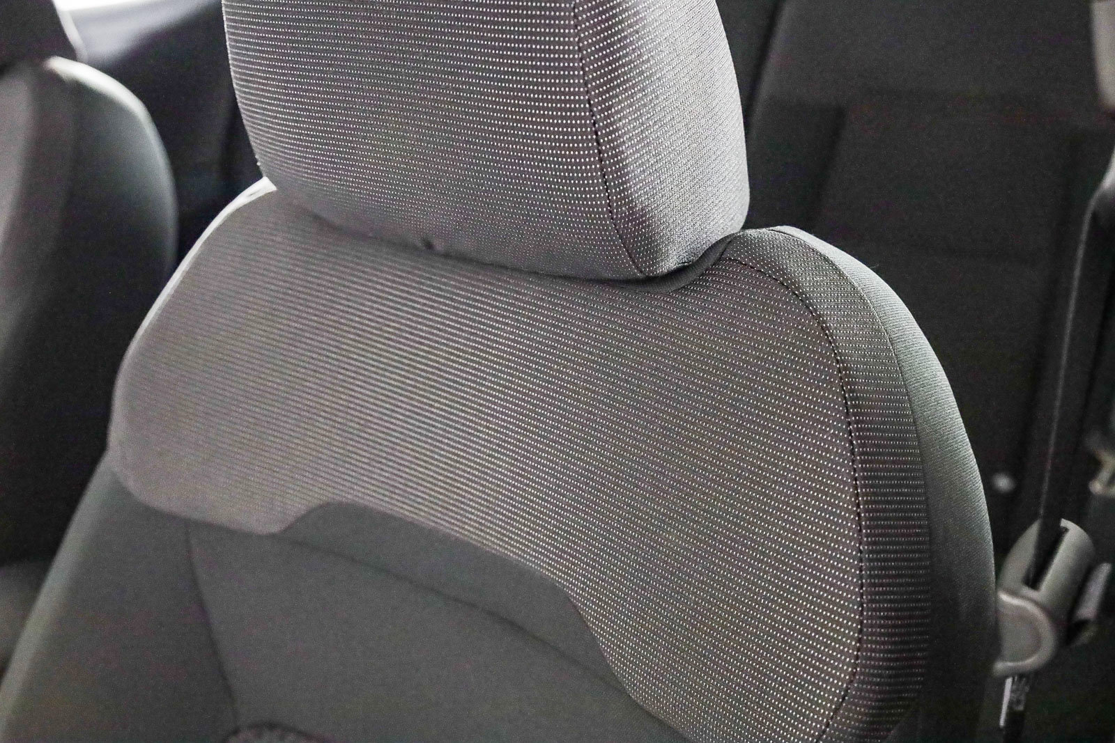 2025 Nissan Kicks S photo 23
