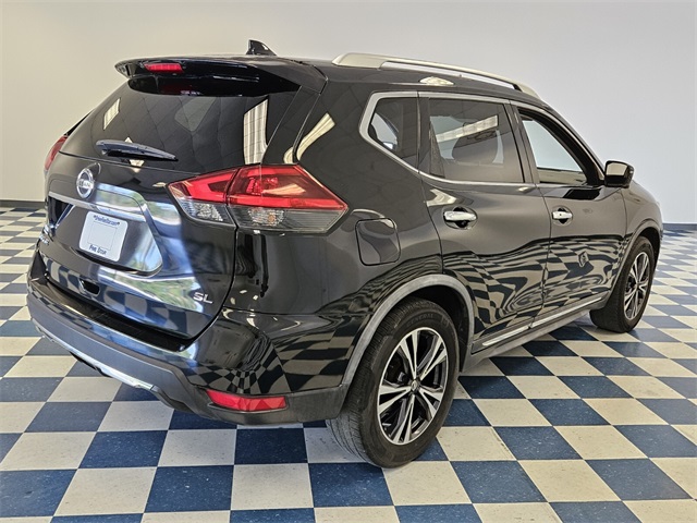 2018 Nissan Rogue SL photo 12
