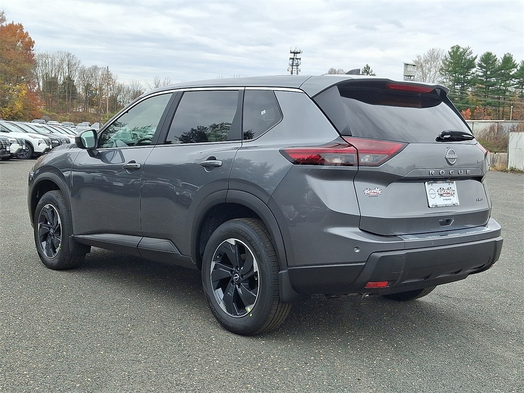 2026 Nissan Rogue SV photo 2