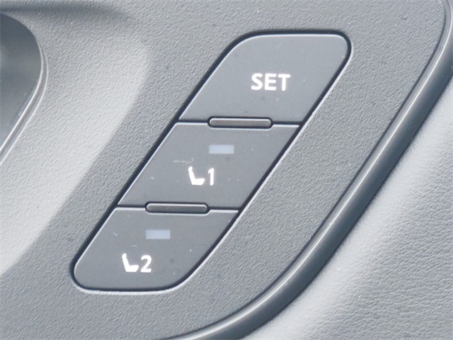 2025 Nissan Rogue SL photo 19