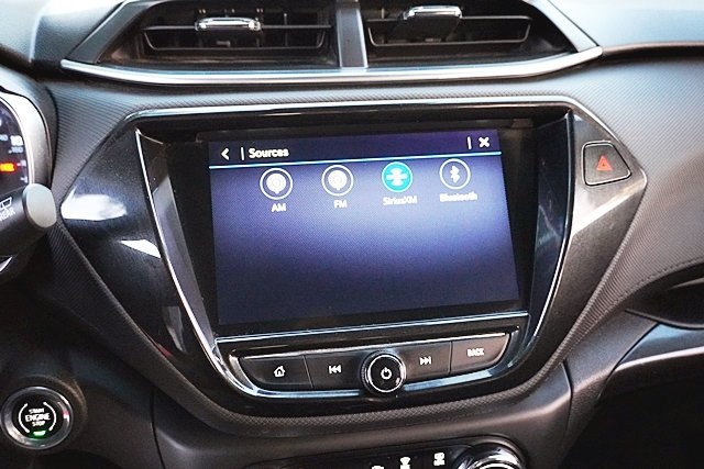 Used 2022 White Chevrolet LT image 24