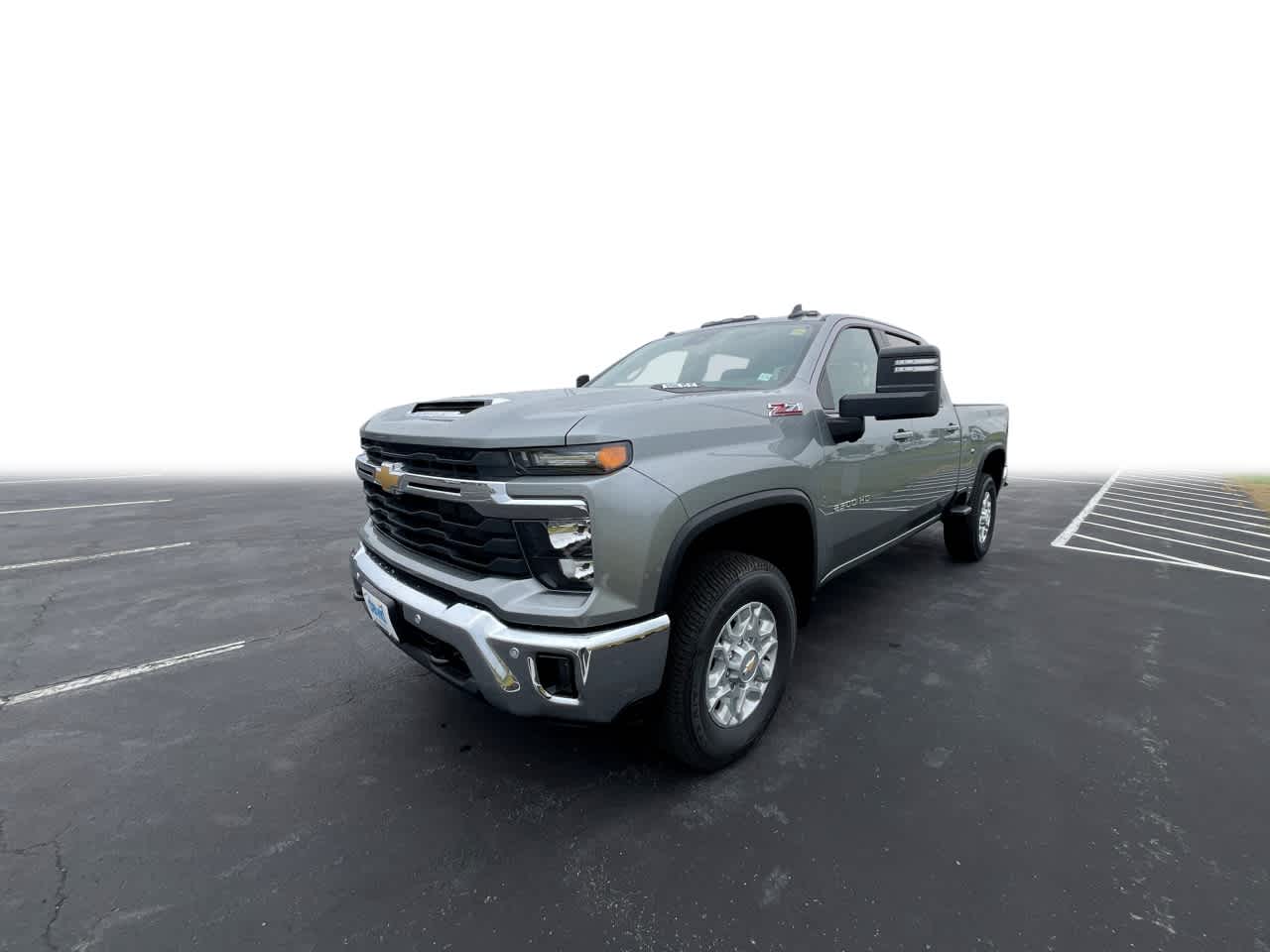 2025 Chevrolet Silverado 2500HD LT photo 4