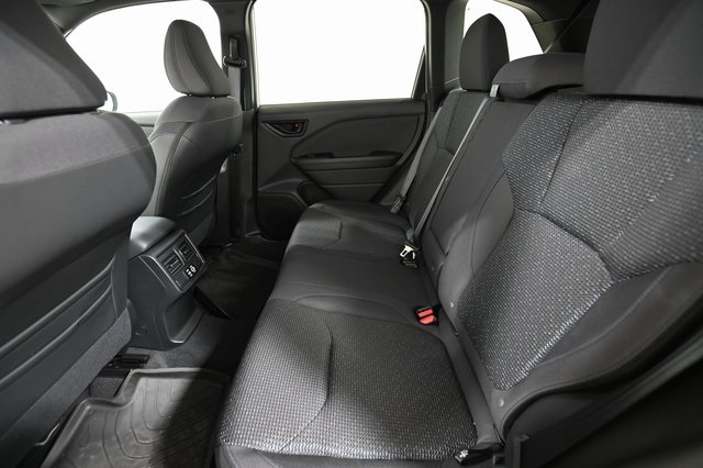 2025 Subaru Forester Premium photo 6