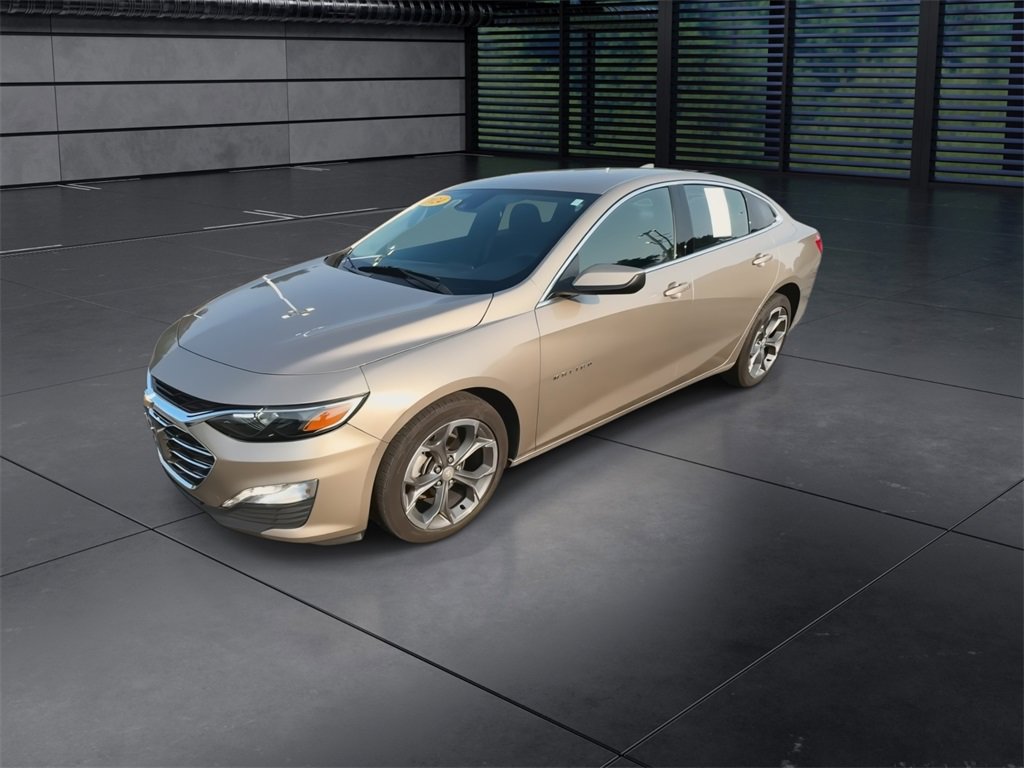 2024 Chevrolet Malibu 1LT photo 3