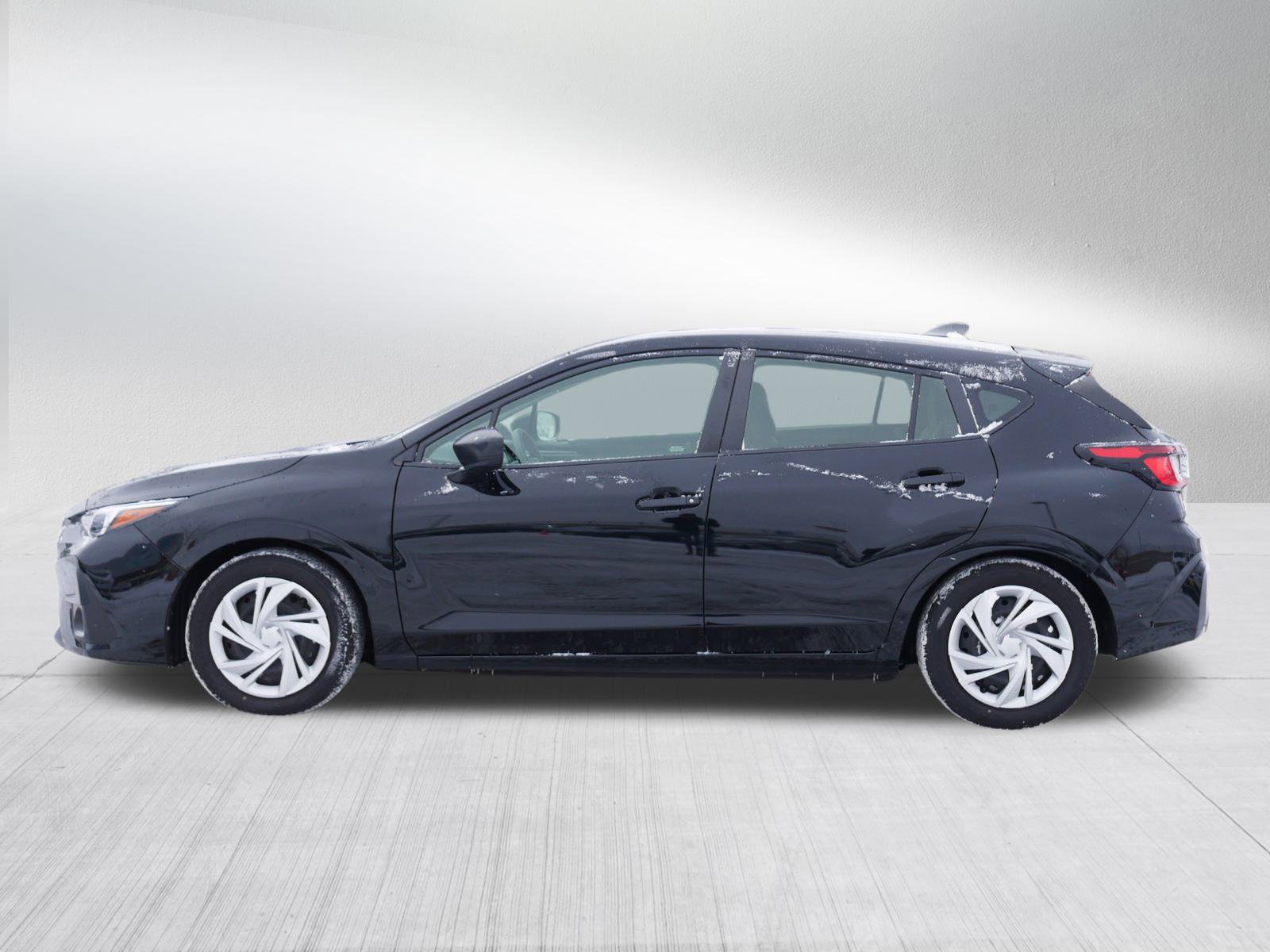 2024 Subaru Impreza Base photo 4