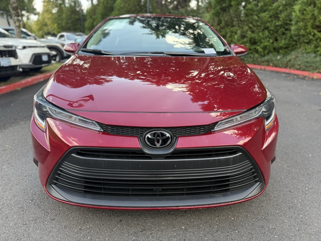 2024 Toyota Corolla LE photo 3