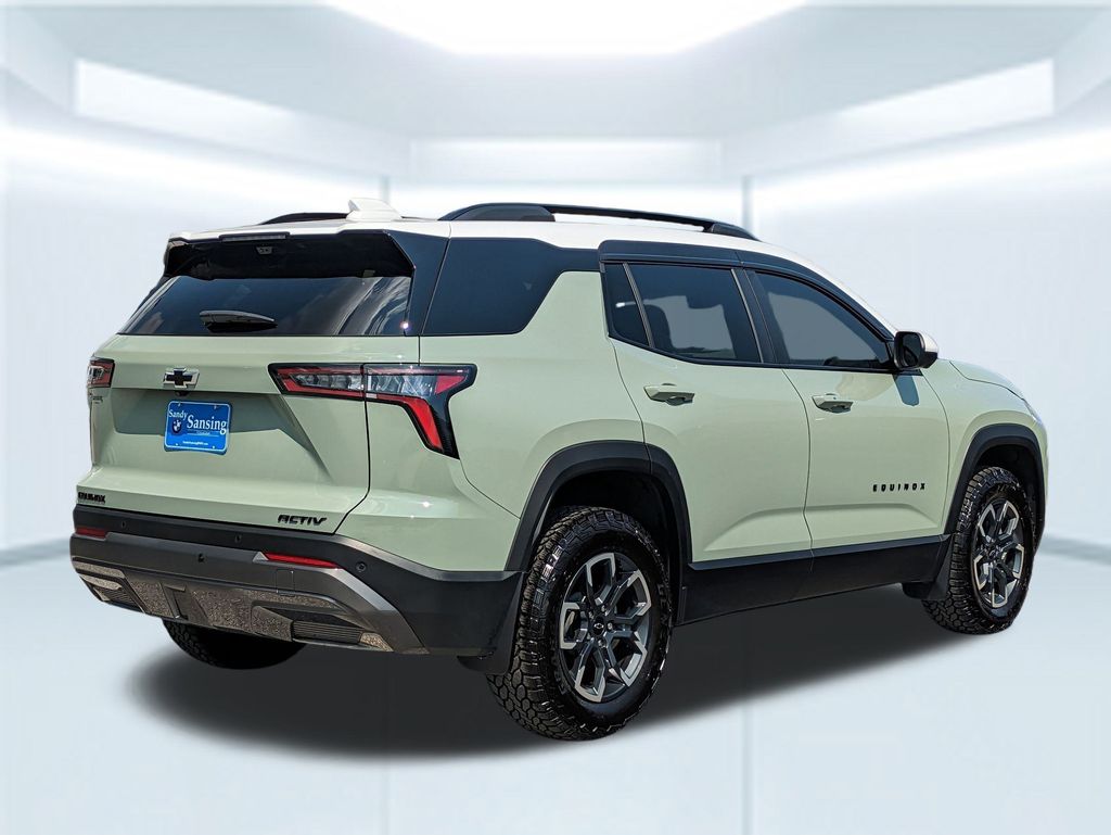 2025 Chevrolet Equinox ACTIV photo 5