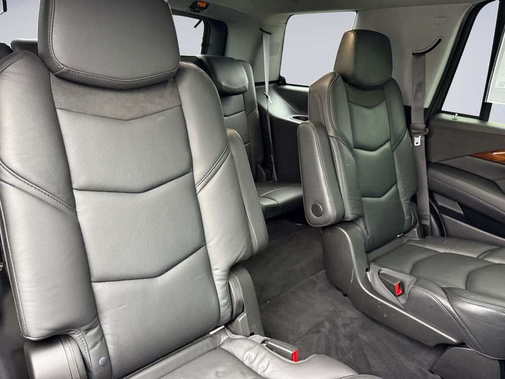 2017 Cadillac Escalade Premium Luxury photo 18