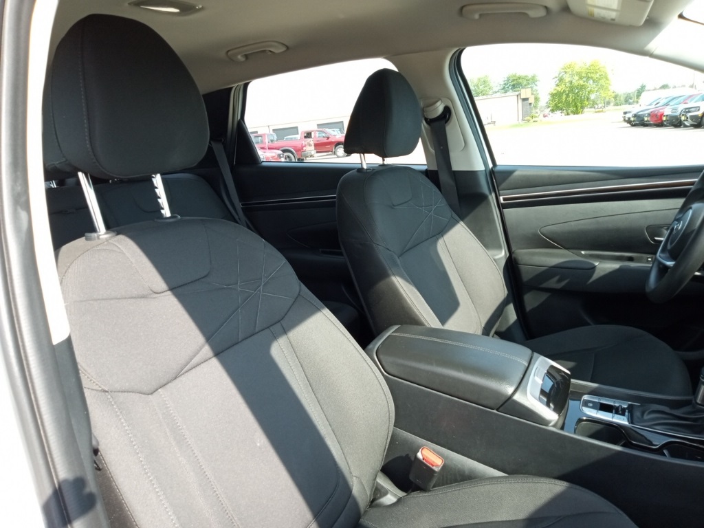 2023 Hyundai Tucson SE photo 23