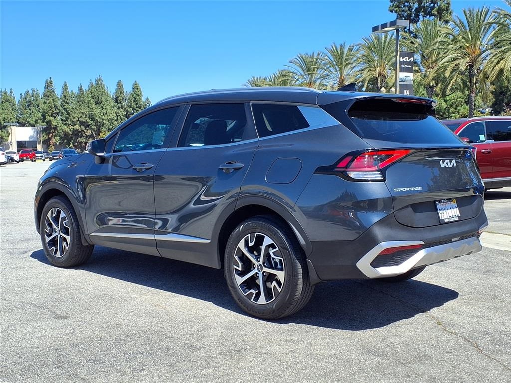 2025 Kia Sportage Hybrid EX photo 3