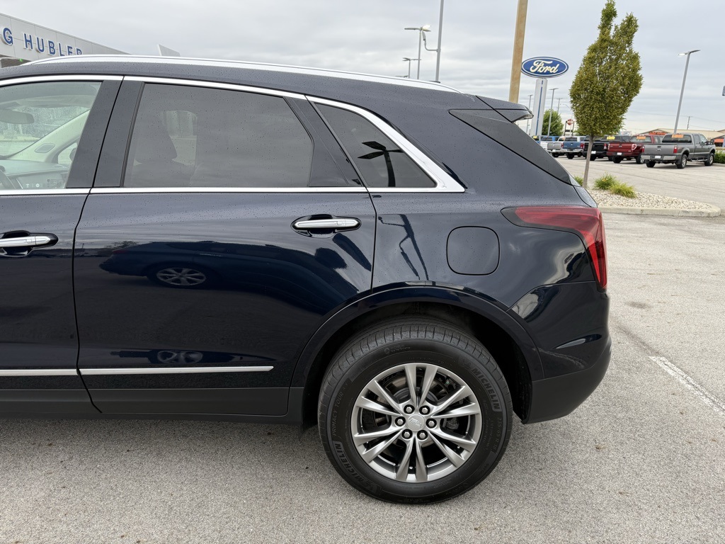 2021 Cadillac XT5 Premium Luxury photo 3