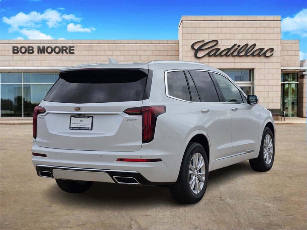 2025 Cadillac XT6 Luxury photo 7