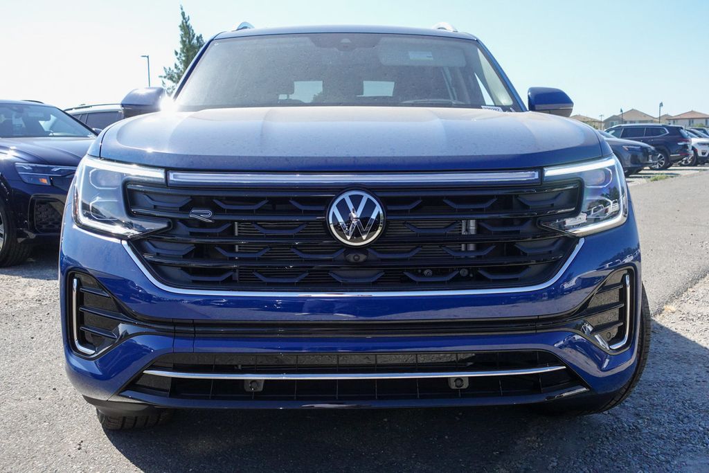 2025 Volkswagen Atlas SEL Premium R-Line photo 3