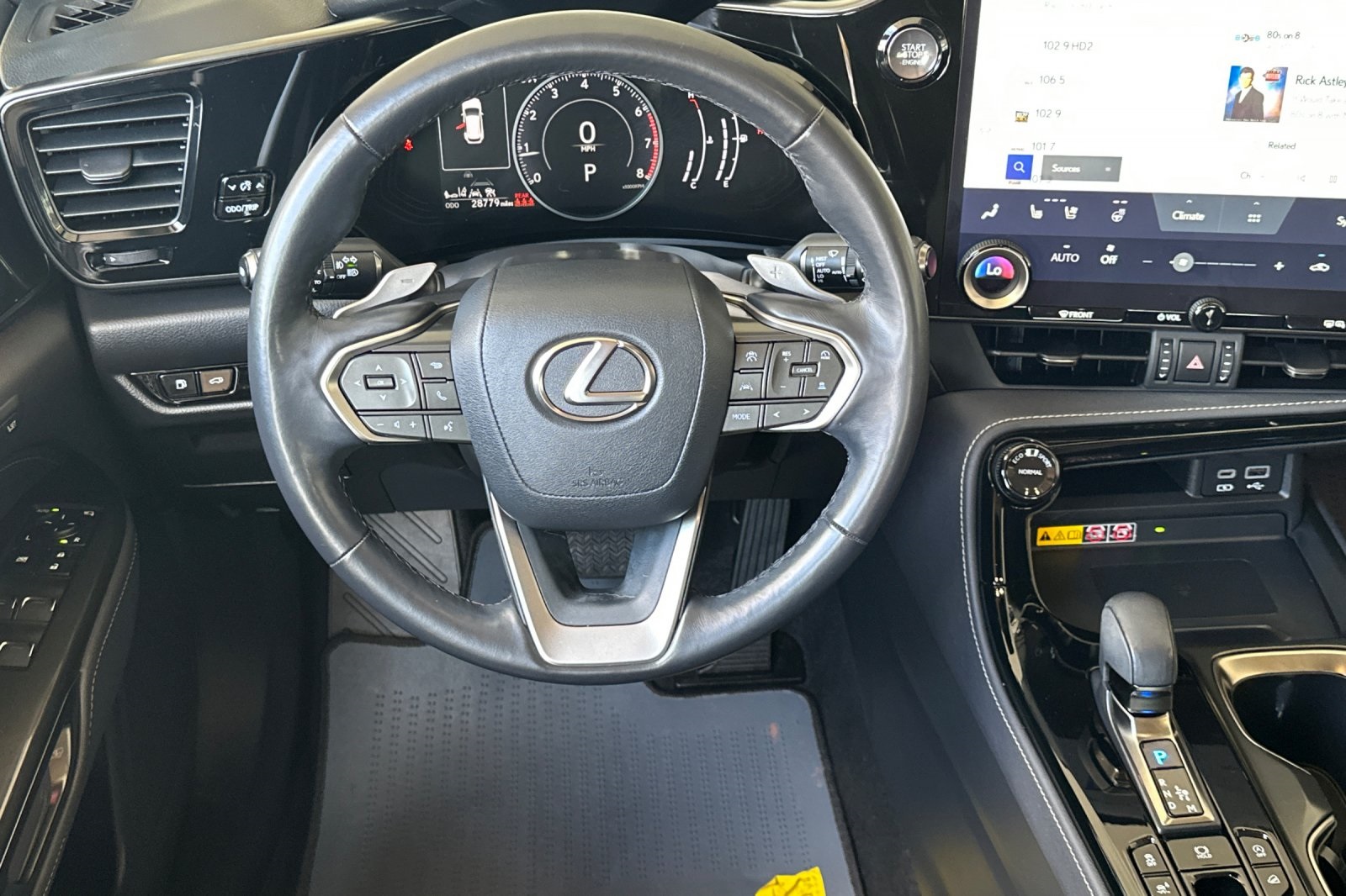 2023 Lexus NX 350 Premium photo 9