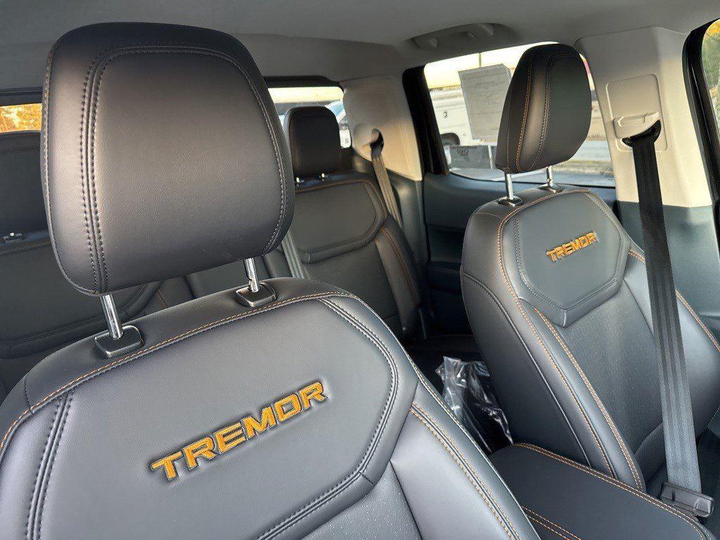 2025 Ford Maverick Tremor photo 16