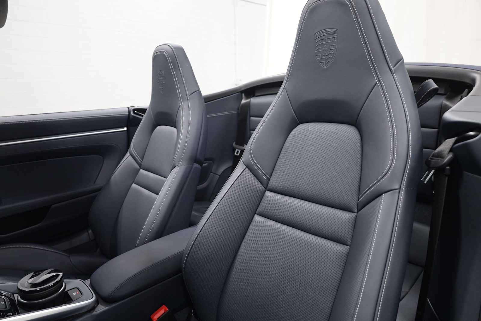 2025 Porsche 911 S photo 16