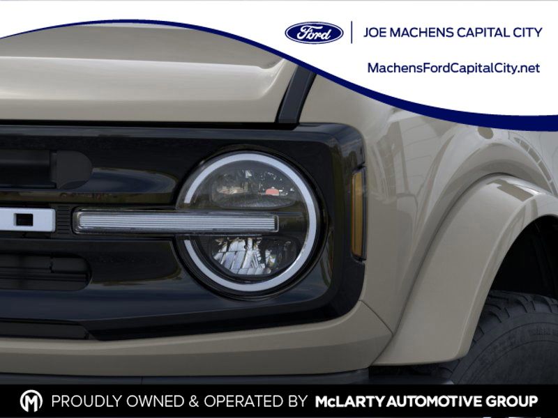 2025 Ford Bronco Outer Banks photo 18