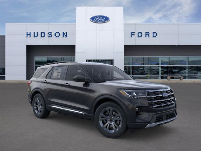 2025 Ford Explorer photo 7