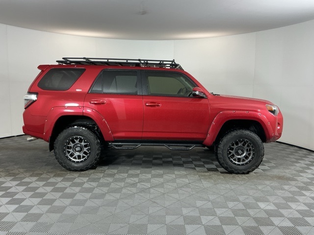 2016 Toyota 4Runner SR5 Premium photo 4