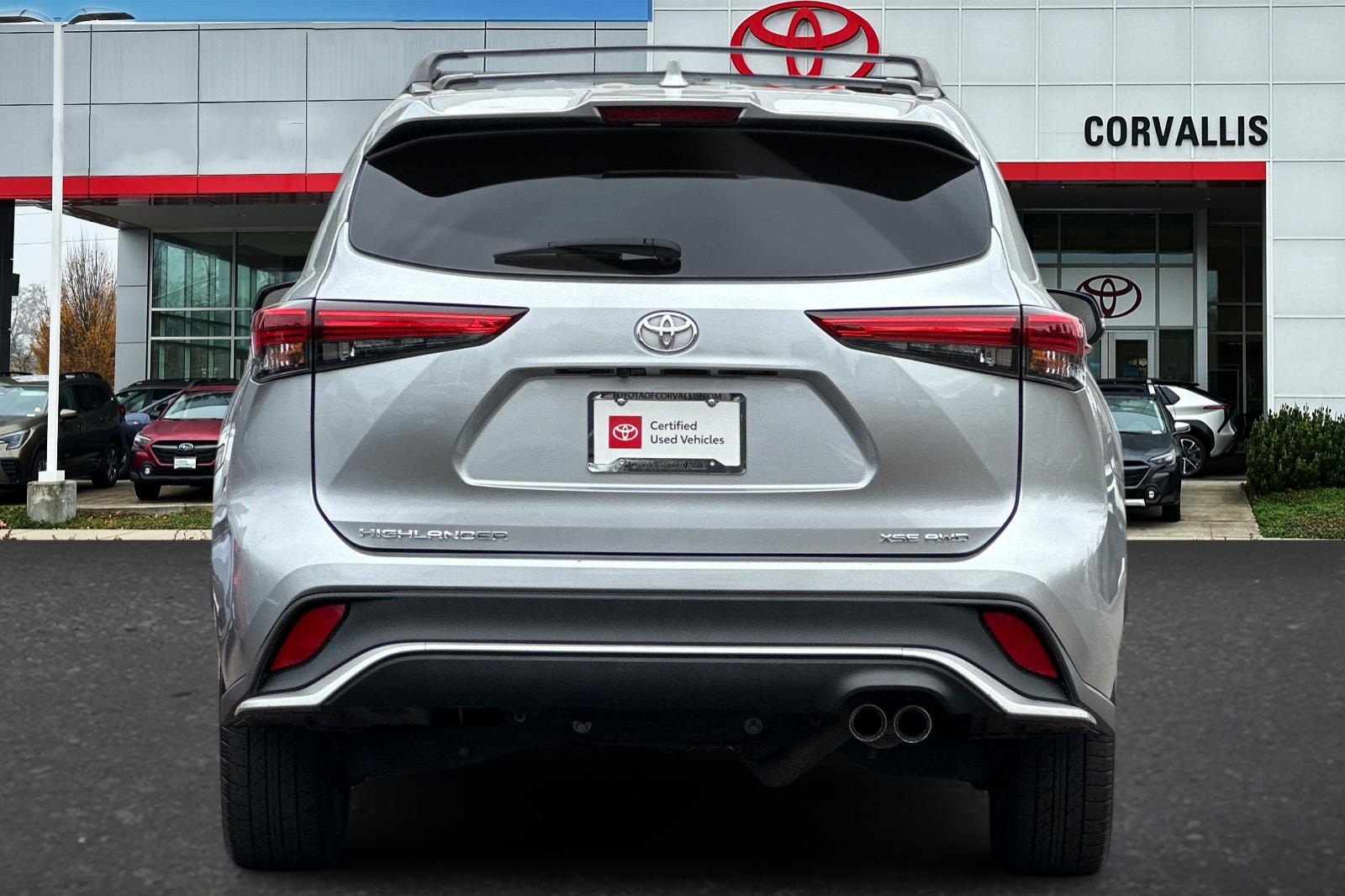 2021 Toyota Highlander XSE photo 4