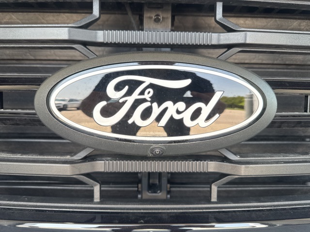 2025 Ford F-150 XLT photo 3