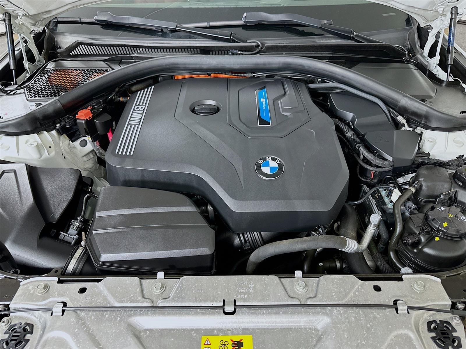 2023 Bmw 330e 330xe photo 30