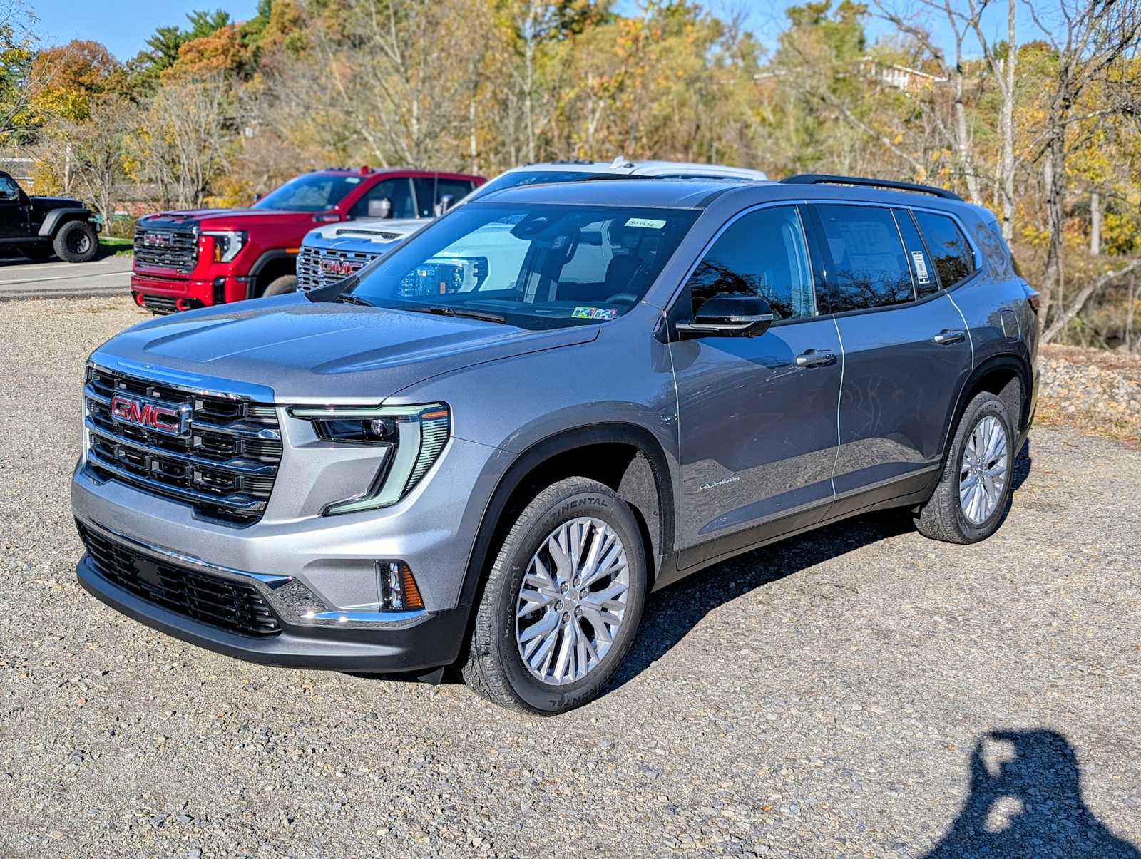 2026 GMC Acadia Elevation's photo
